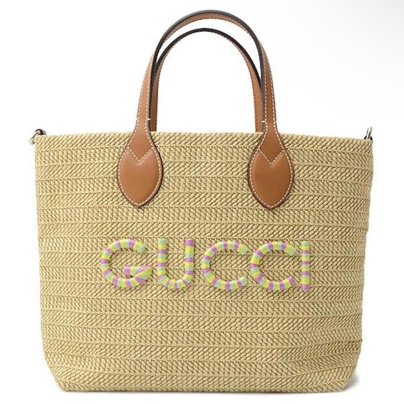 $3,750 New Authentic GUCCI Tote Medium logo leather-trimmed tote bag - Picture 6 of 17